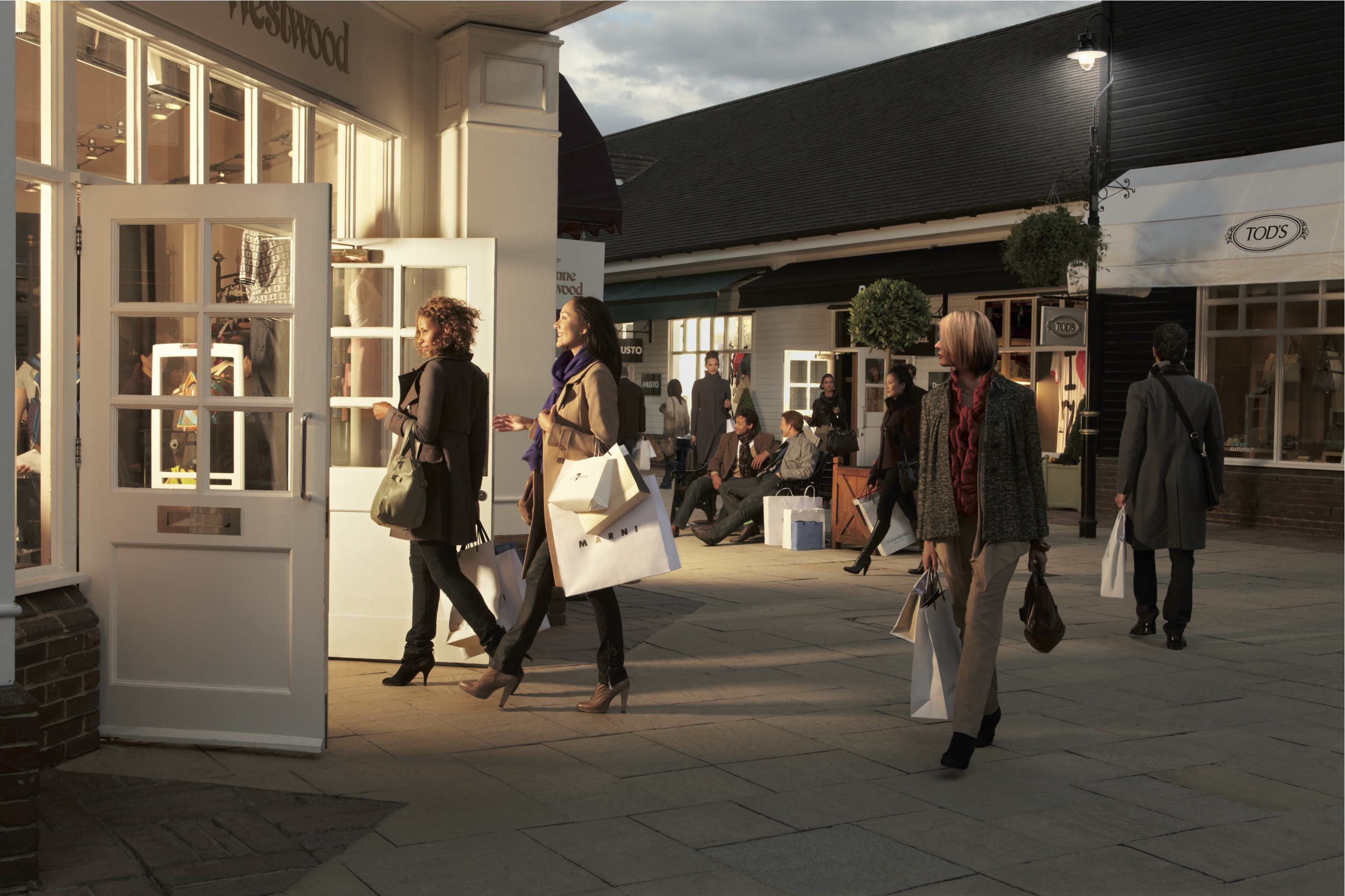 Private Car to Bicester Village – Image 4 | WeShare