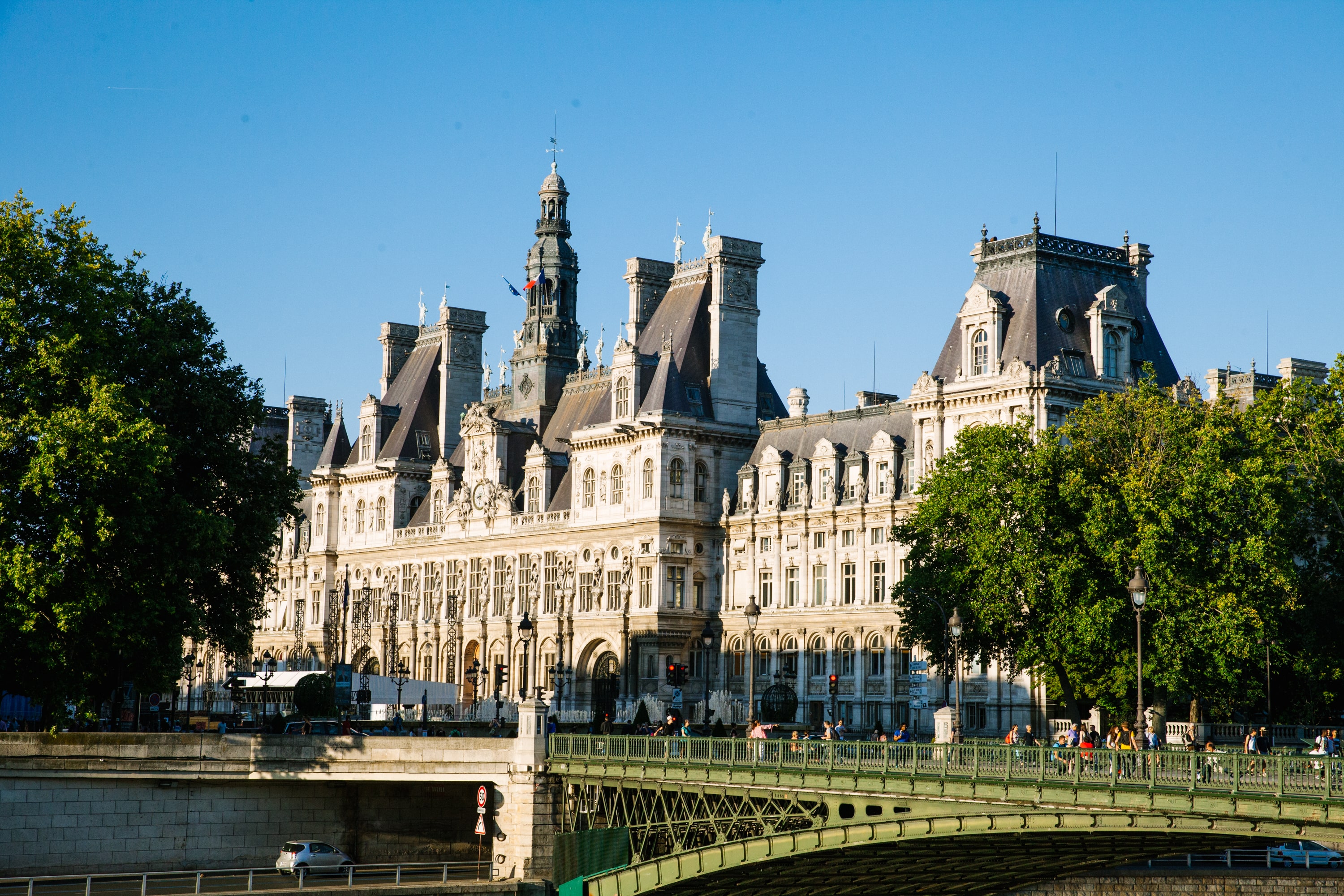 PARIS NIGHT BIKE TOUR