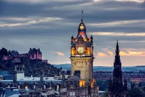 Darkside Walking Tour: Mysteries, Murder and Legends