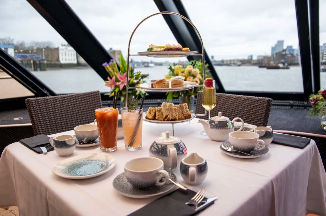Afternoon Tea Cruise on the River Thames – Image 4 | WeShare