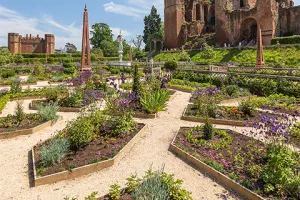 In the Footsteps of Elizabeth I