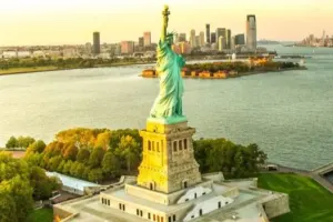 Private Statue of Liberty and Ellis Island Tour