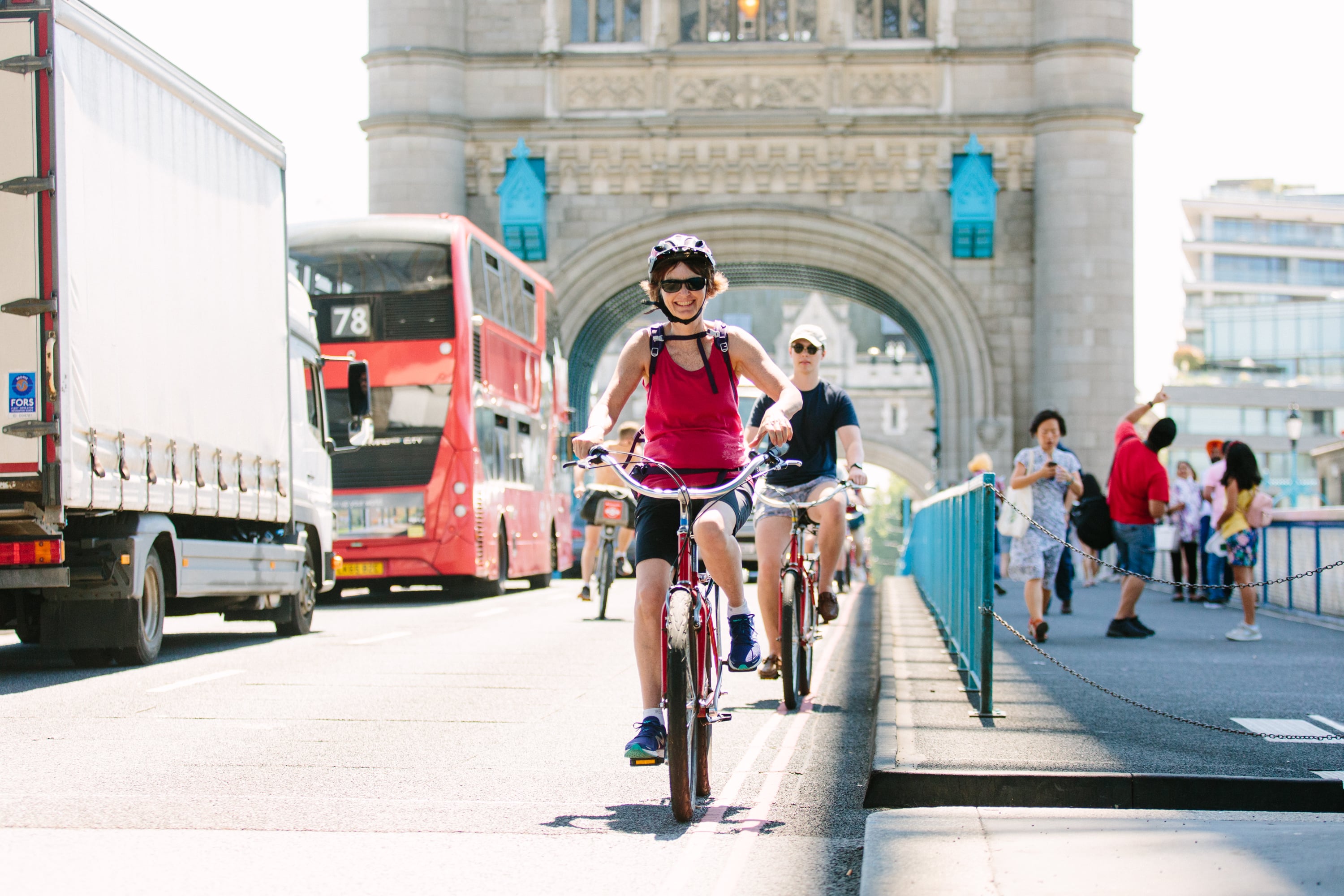 Image 1 | Small Group River Thames Bike Tour | WeShare