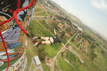 Fun and adventure at the Orlando Towers with City Sightseeing’s Guided Soweto Tour