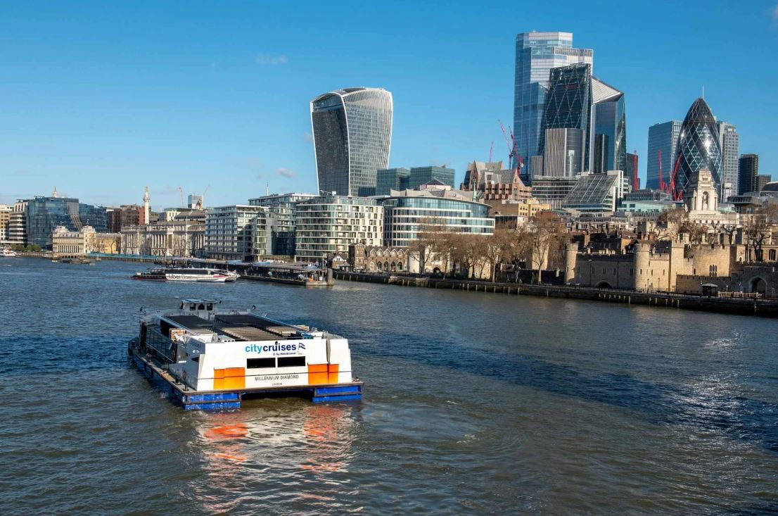 Lunch Cruise on the River Thames – Image 4 | WeShare