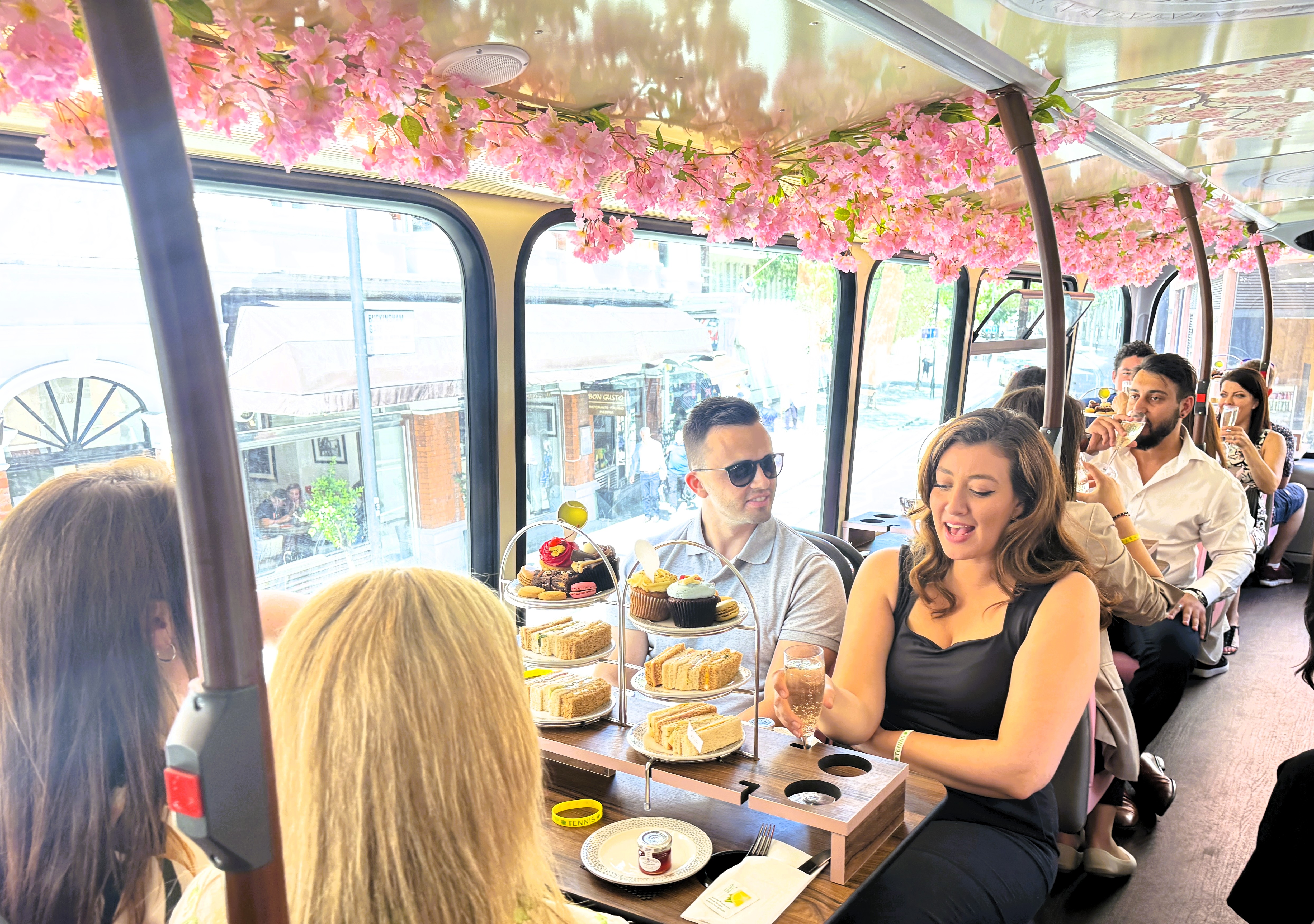 Afternoon Tea Bus with Panoramic Tour of London – Image 1 | WeShare