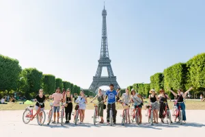 Paris Combo: Highlights Bike Tour & Seine Cruise Experience