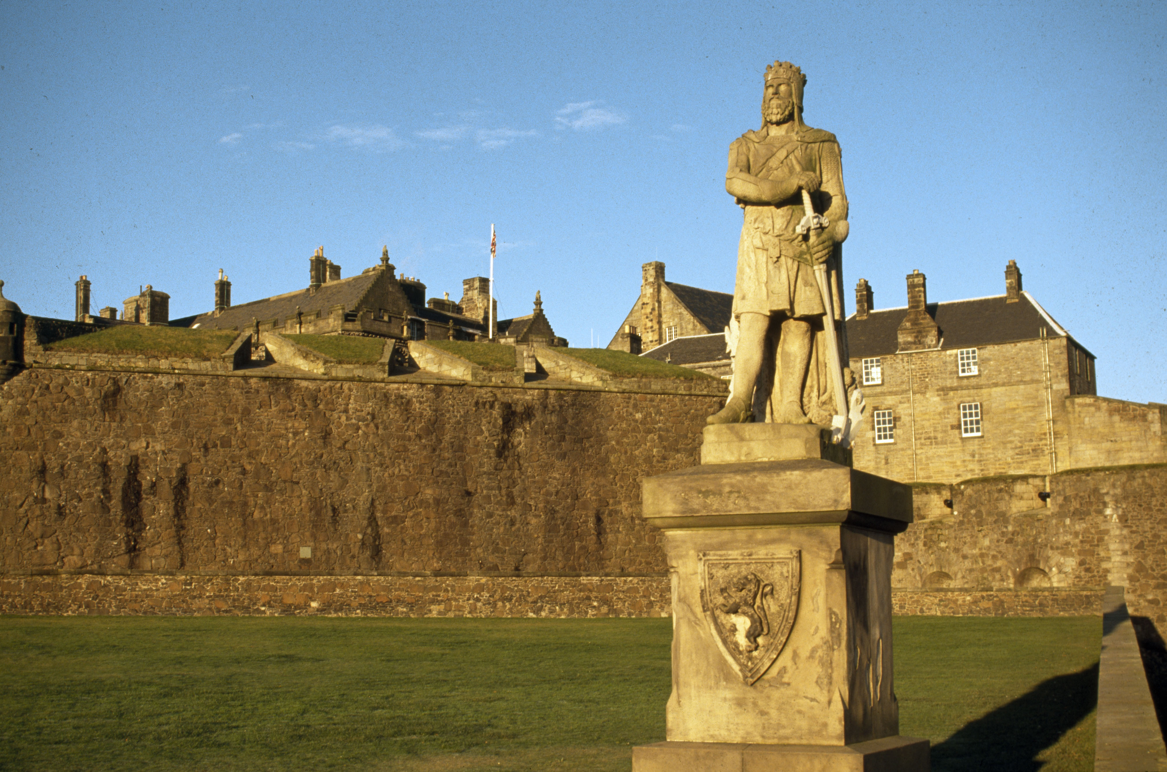 Image 1 | Glasgow Shore Excursion: Stirling, Loch Lomond & The Highlands | WeShare