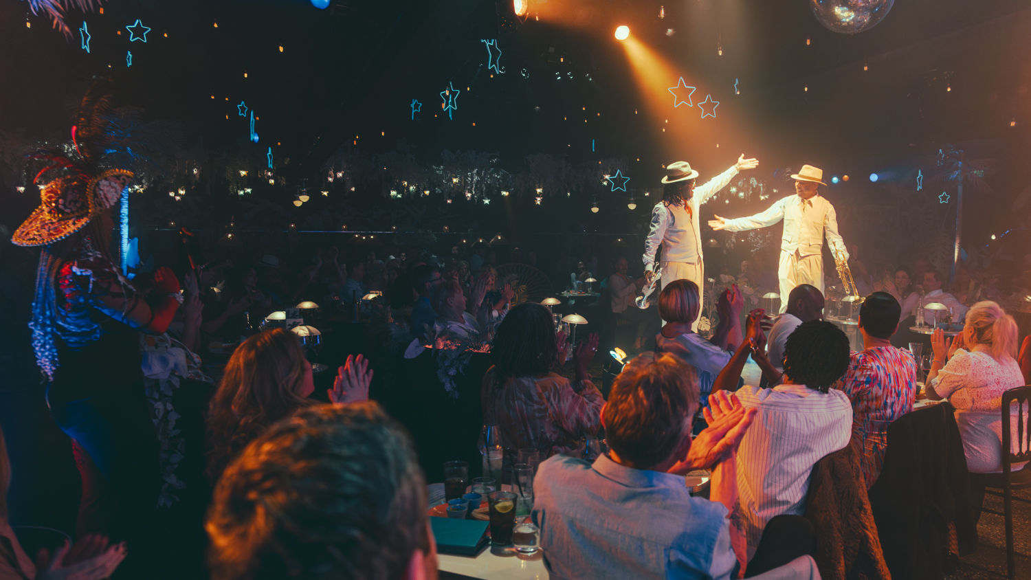 Paradise Under The Stars – Image 2 | WeShare