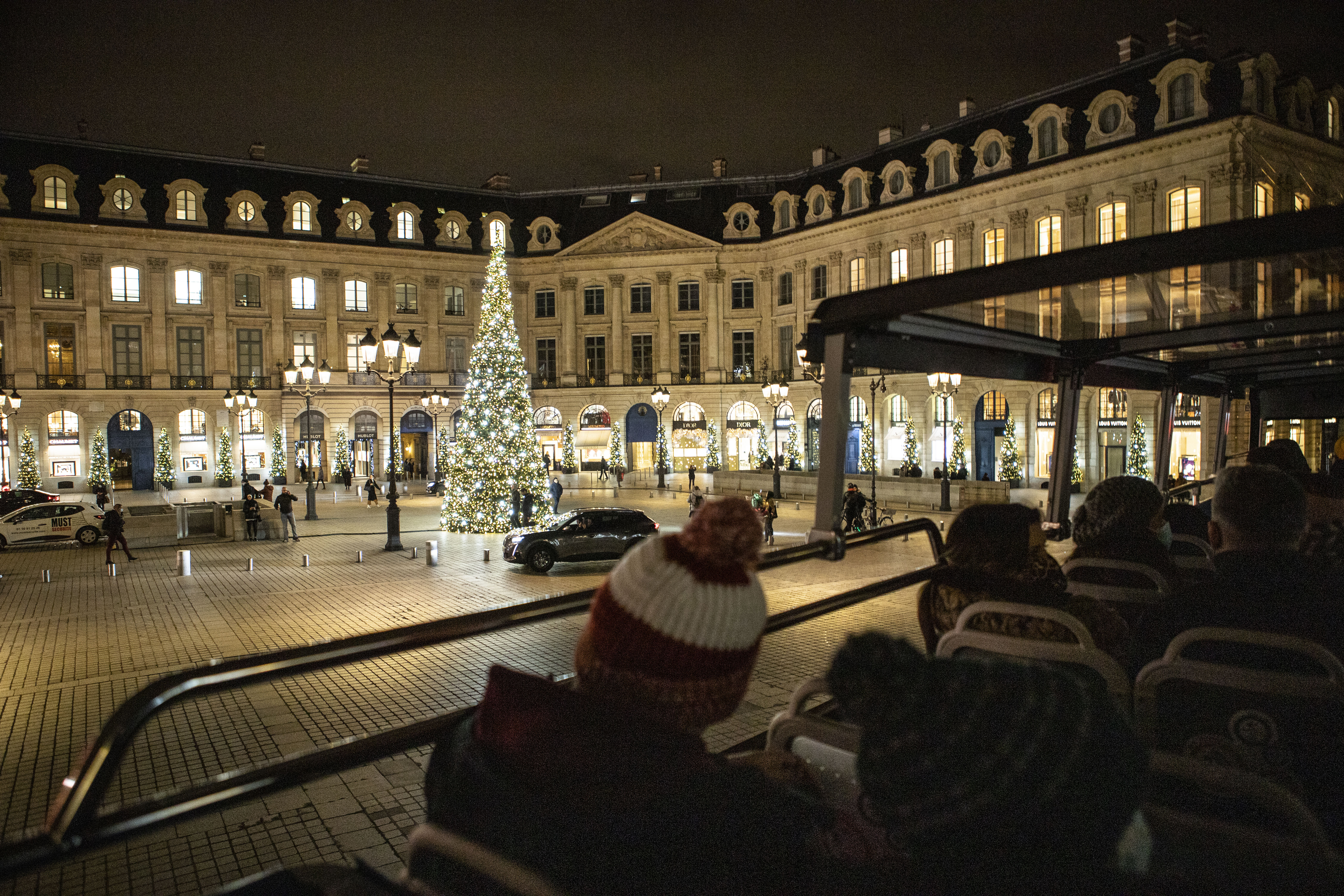 Image 1 | Paris Christmas Tour | WeShare