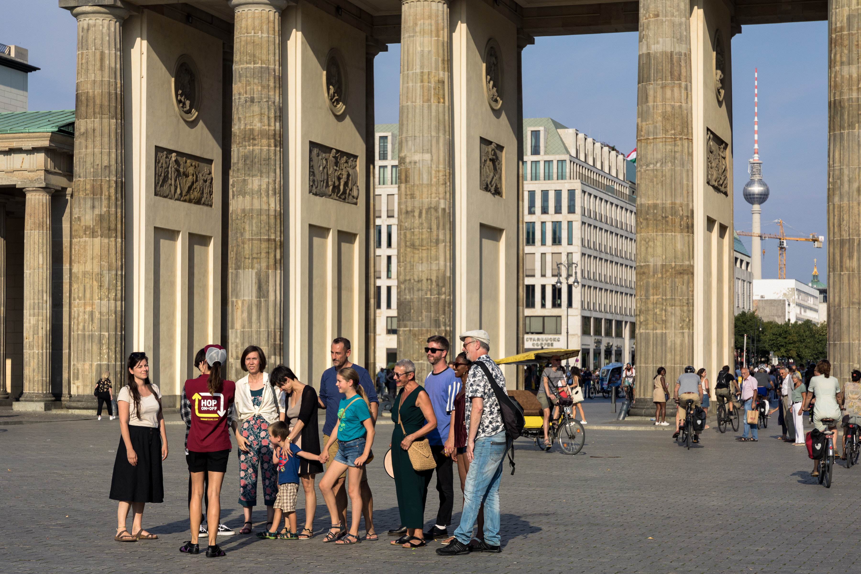 Billete Big Bus Berlin Explore 2 Días Hop-on Hop-off con Tour Nocturno
 - Alojamientos en Berlín