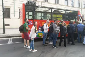 Prague 60-min City Bus Tour