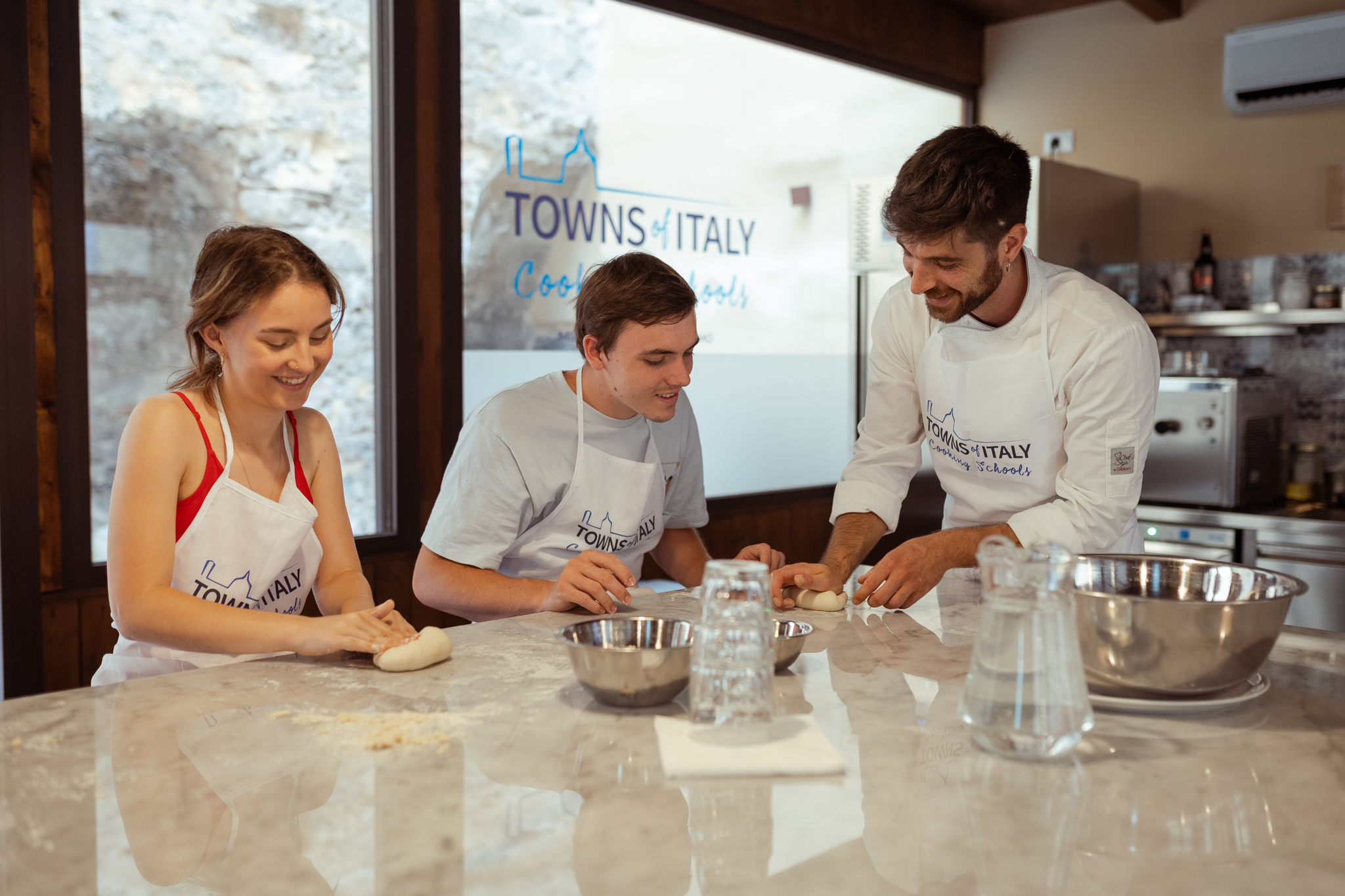 Pizza and Gelato Cooking Class in Small Group - Accommodations in Palermo