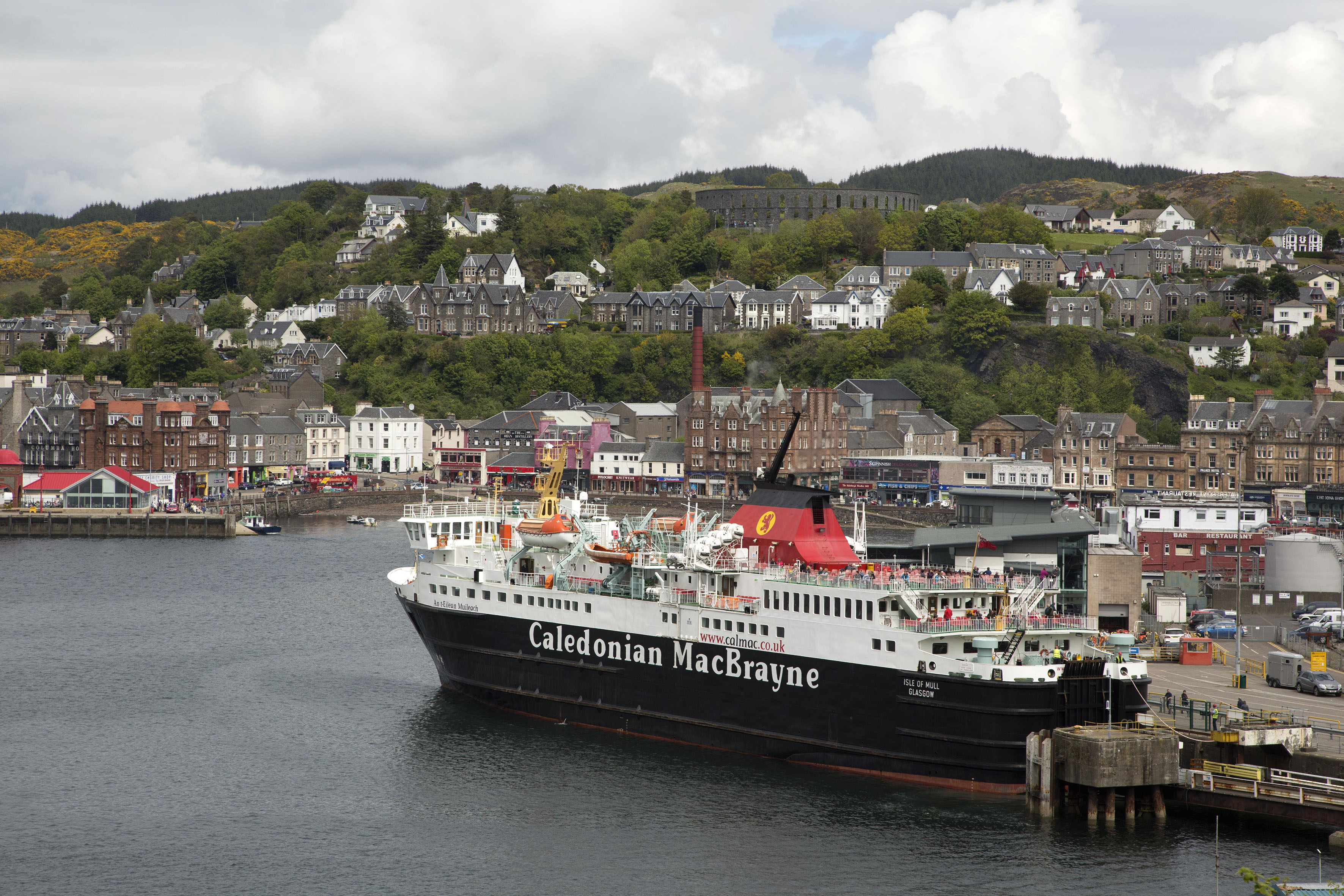 Oban, Glencoe & West Highland Castles – Image 1 | WeShare