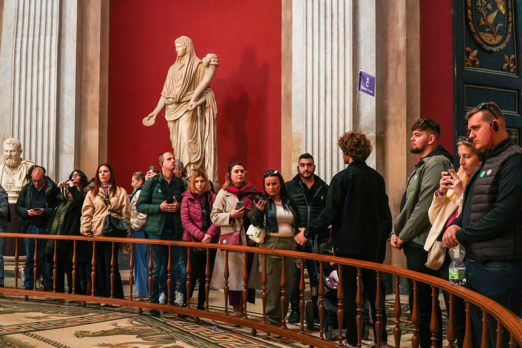 Skip the Line: VIP Vatican Experience in Small Group - Acomodações em Roma