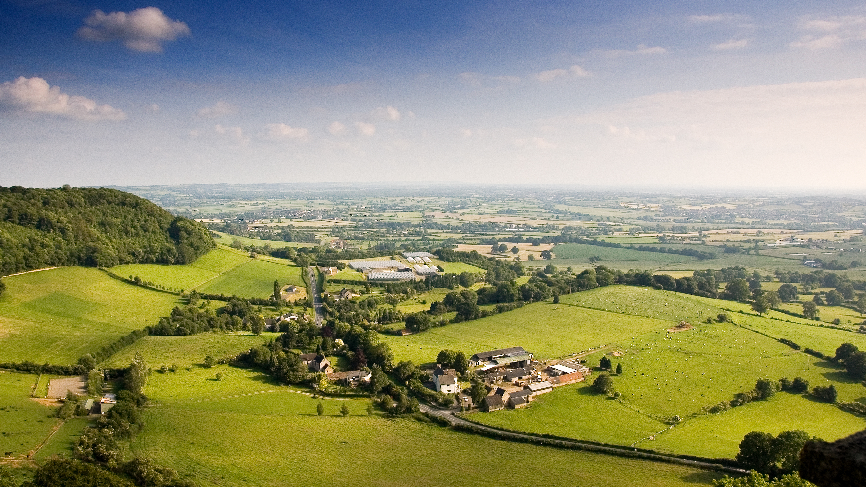 The Cotswolds with Lunch - Image 3 | WeShare