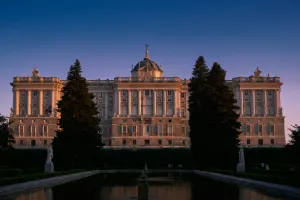 Visita guiada al Palacio Real de Madrid – Grupo Premium