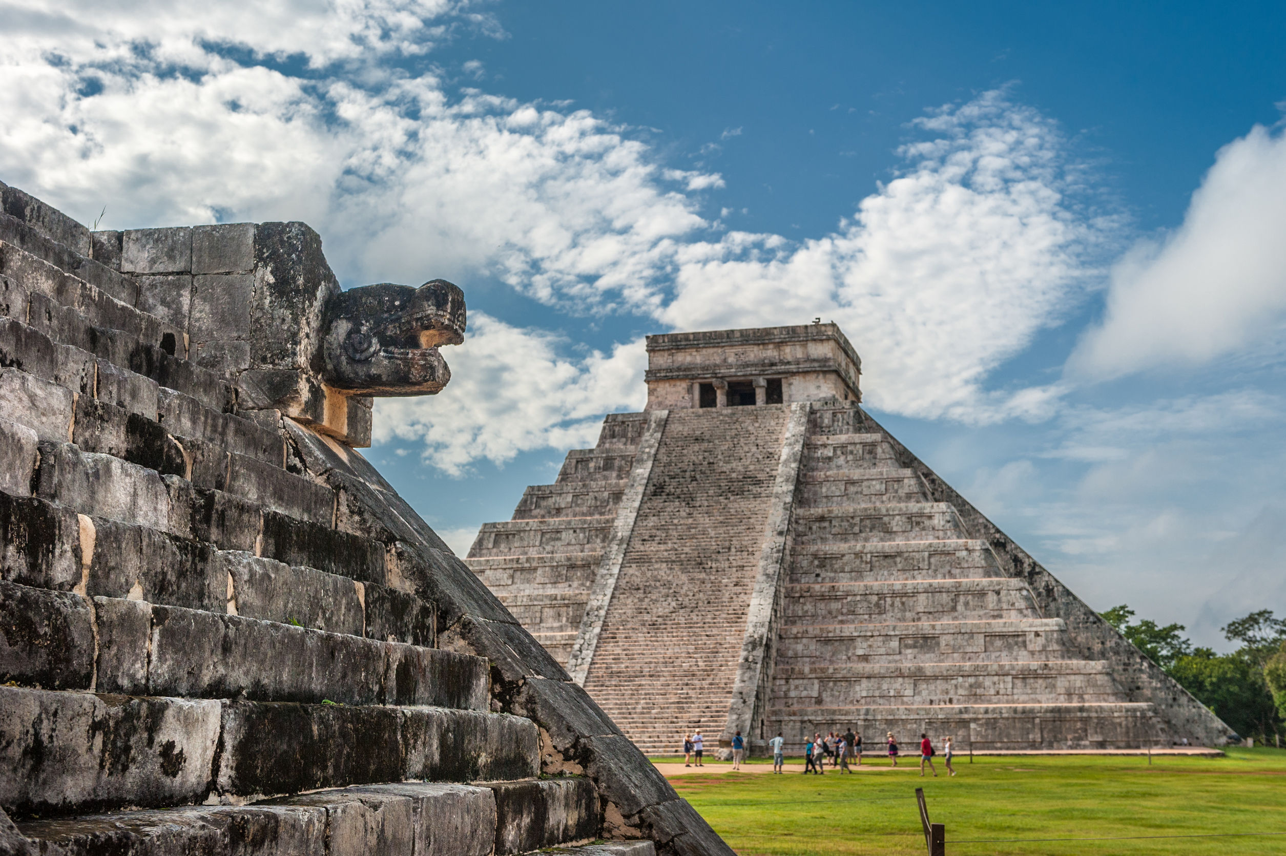 Tour Privado a Cobá, Chichén Itzá, Cenote y Valladolid con almuerzo buffet