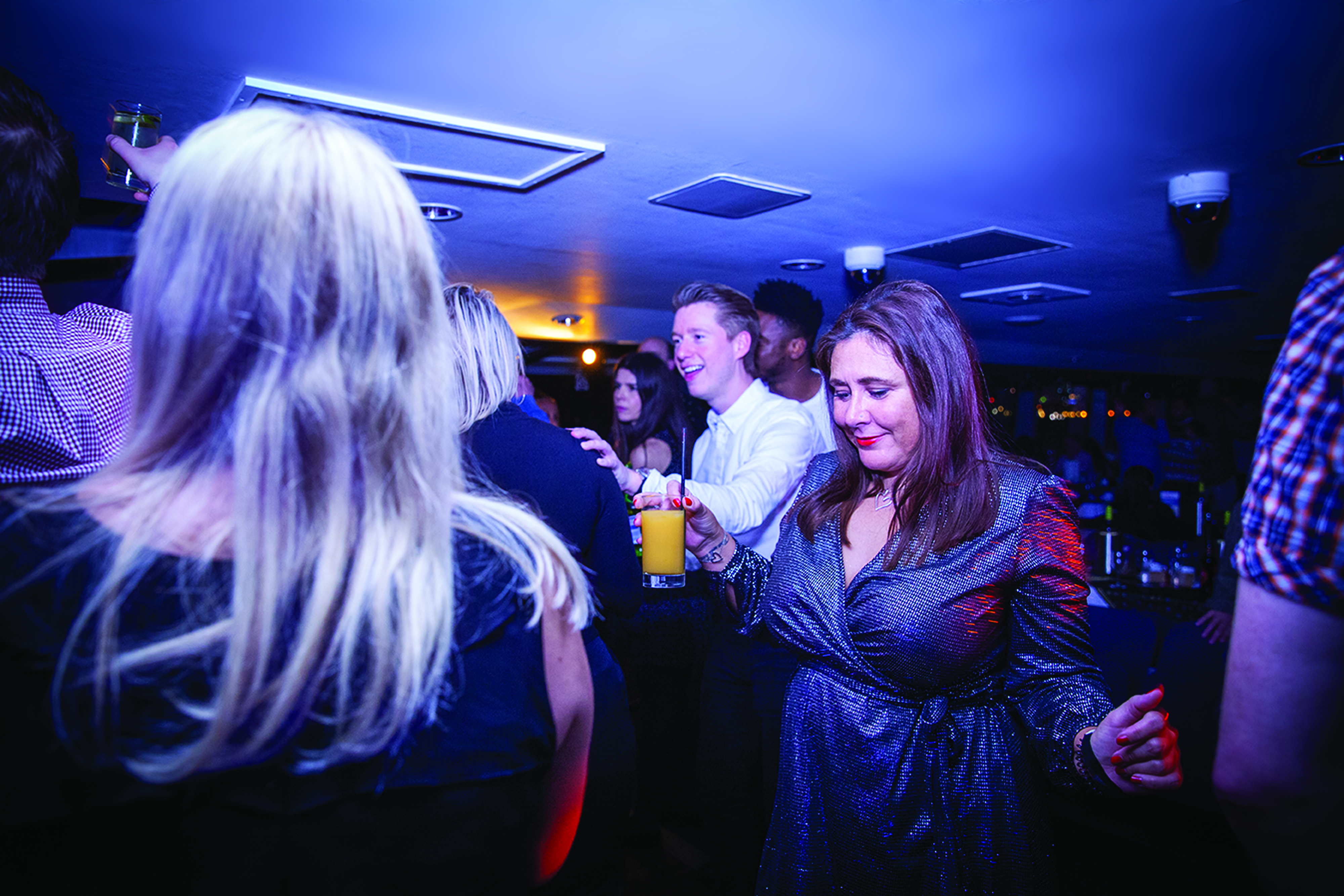 York Party Nights Afloat – Image 2 | WeShare