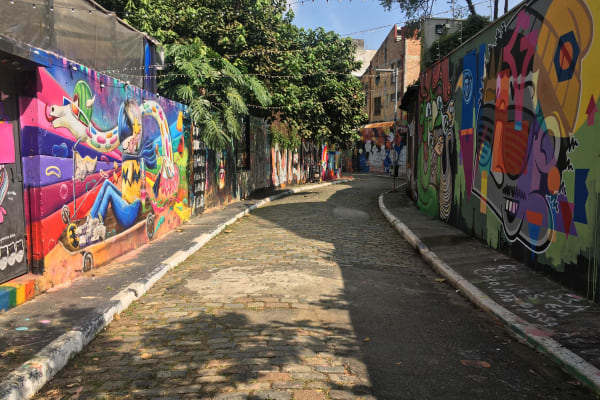 STREET ART & CITY PARK BIKE TOUR