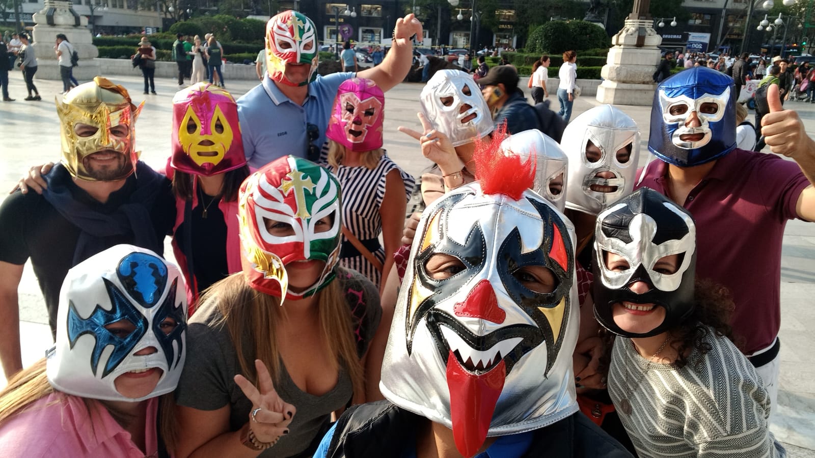 Tour privado de Lucha Libre: Recorrido a pie, bebidas tradicionales y espectáculo en vivo.