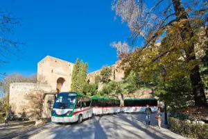Granada Hop-On Hop-Off Train Tour