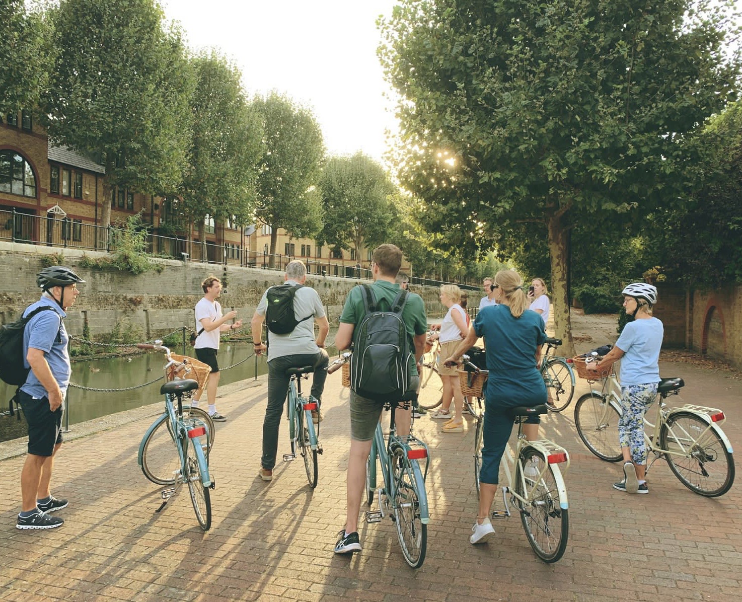 Image 2 | Secret London Bike Tour | WeShare