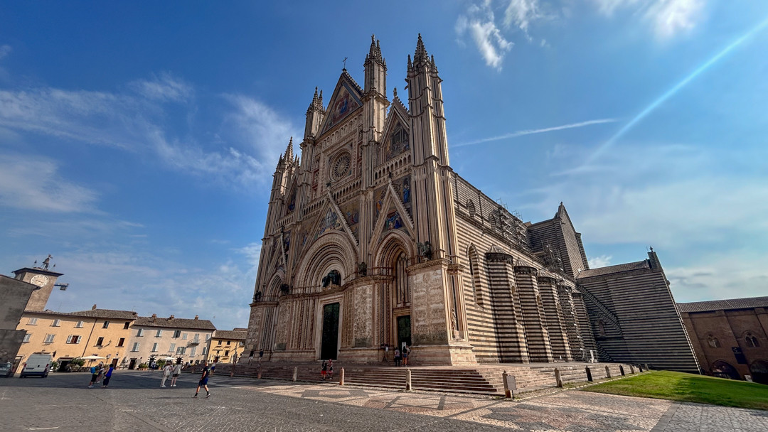 Assisi, Orvieto and Civita di Bagnoregio Day Tour from Rome