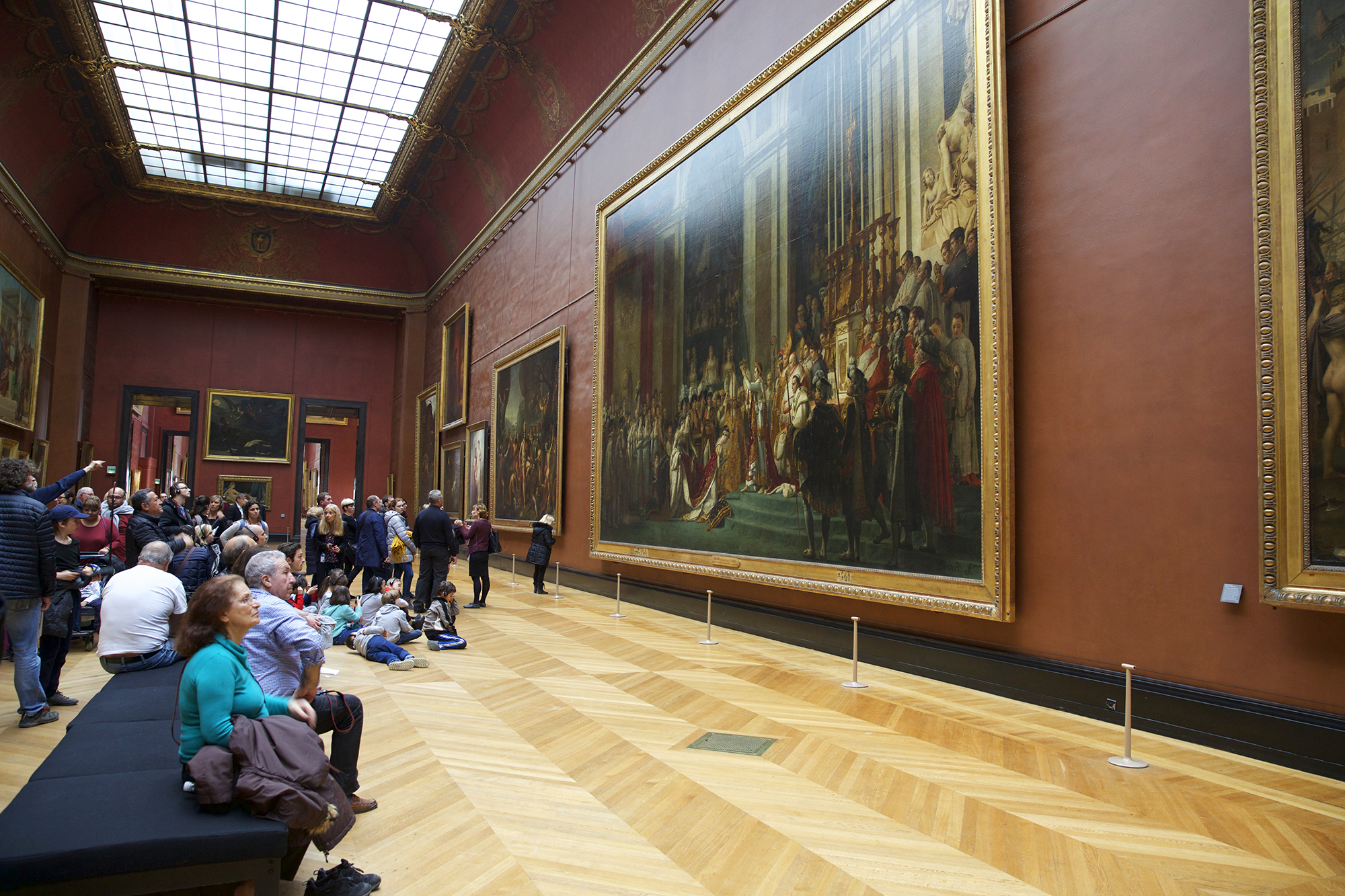 Skip-the-Line Louvre Highlights Tour: Mona Lisa, Venus de Milo & the Crown Jewels in Small Group - Acomodações em Paris