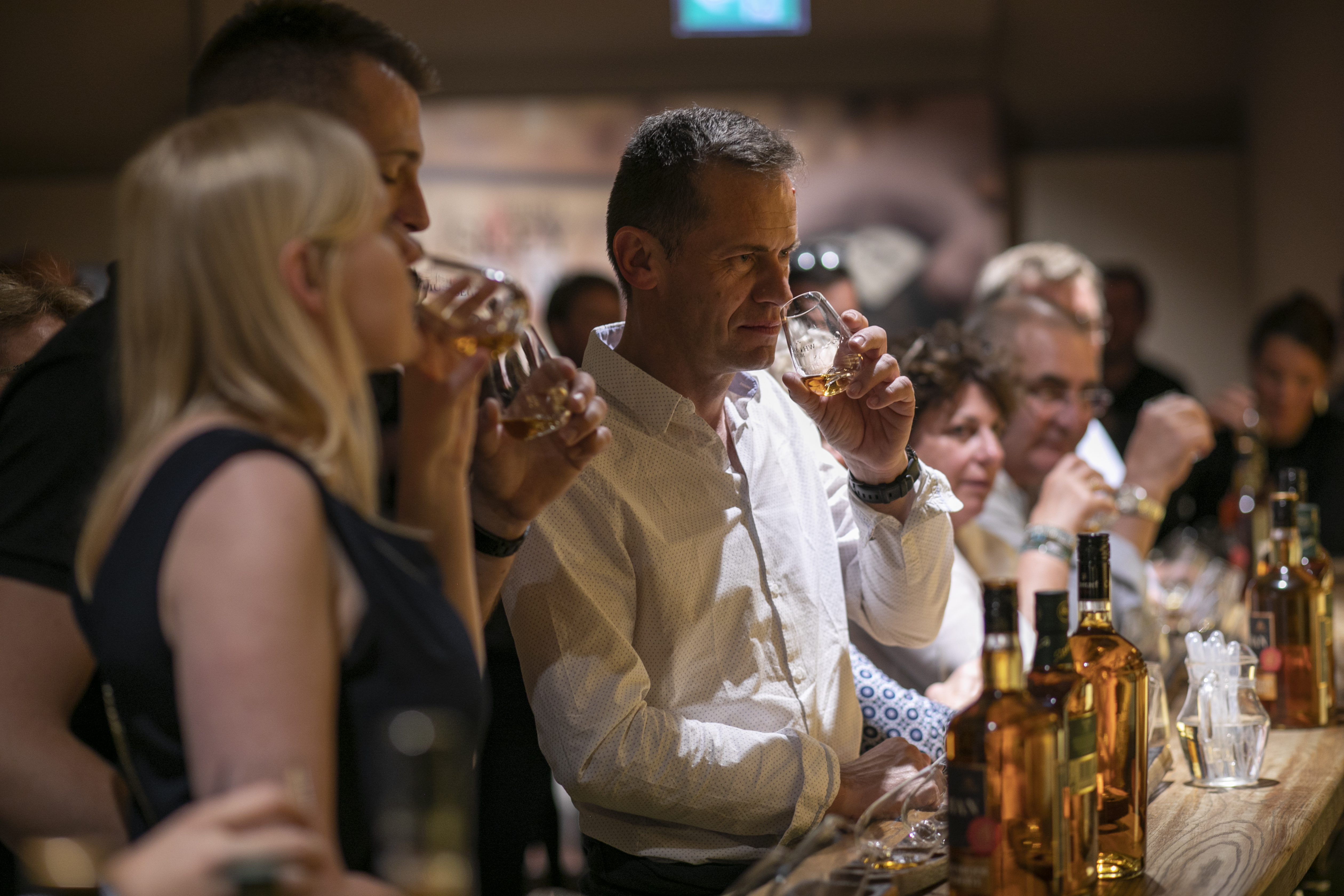 Tour Premium dell'Irish Whiskey Museum a Dublino con 4 assaggi - Alloggi in Dublino