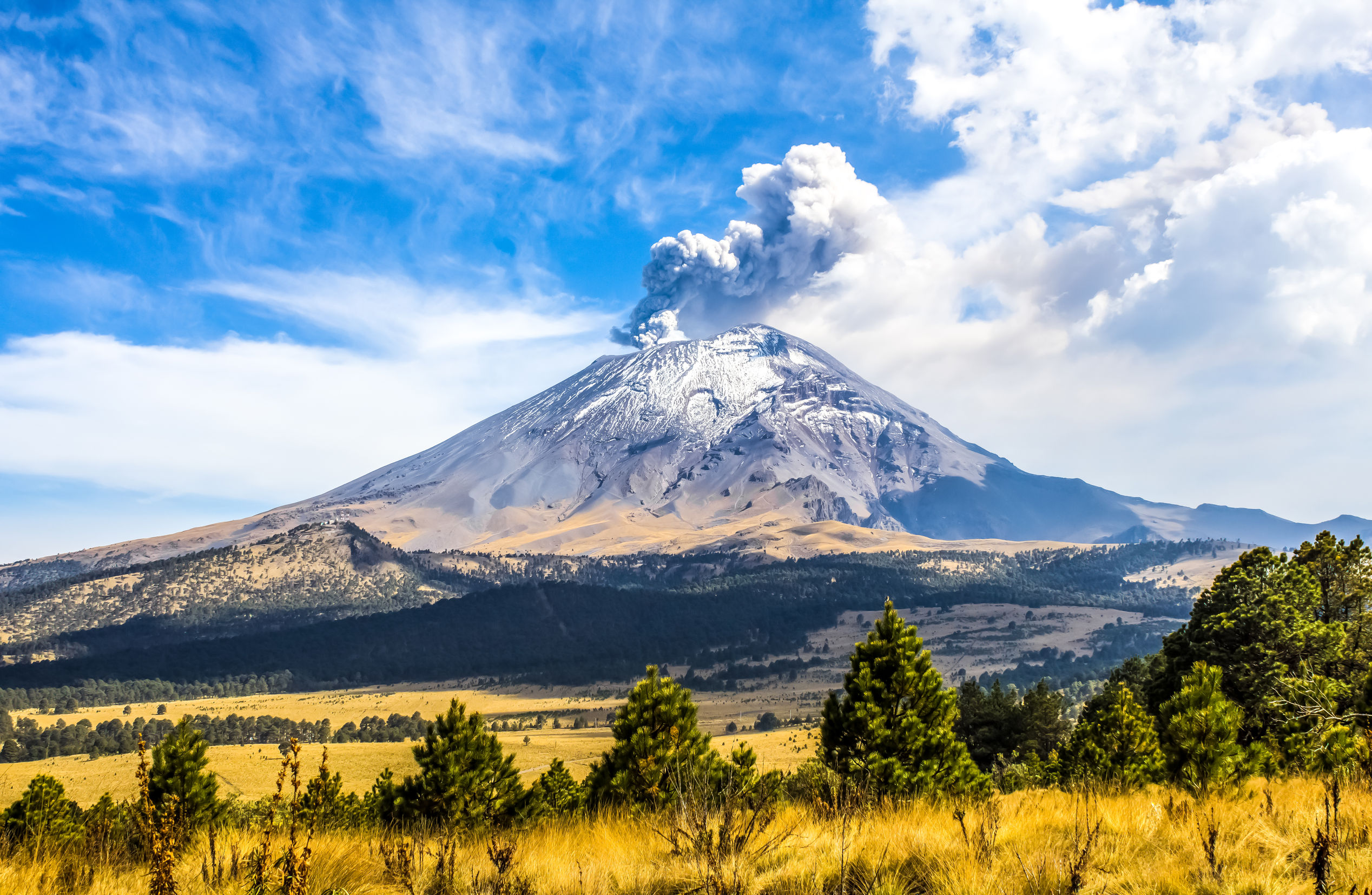 Tour de senderismo a los Volcanes