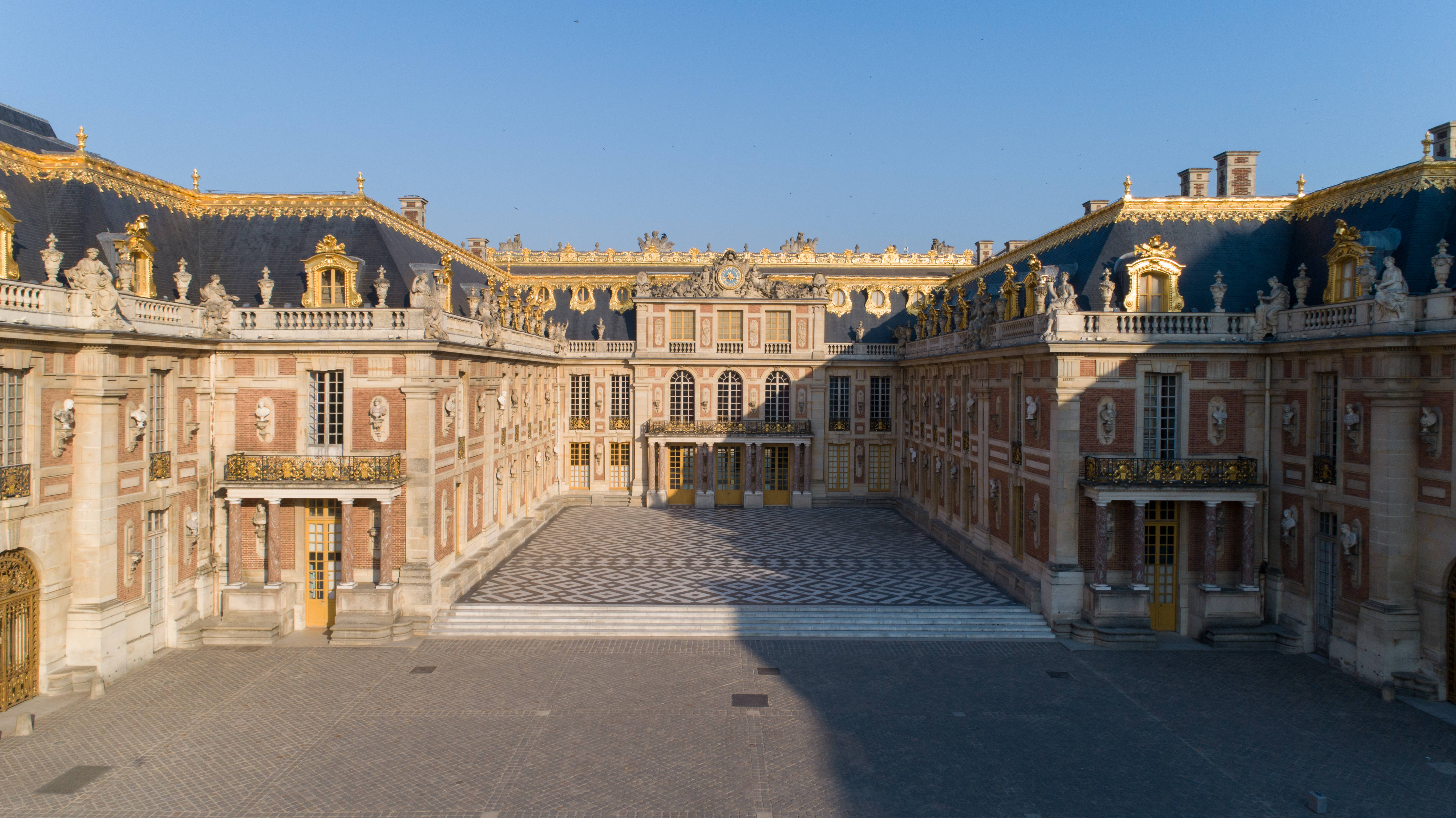 Paris Discovery + Versailles – Image 2 | WeShare