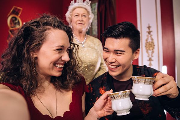 Tea with the Queen at Madame Tussauds New York