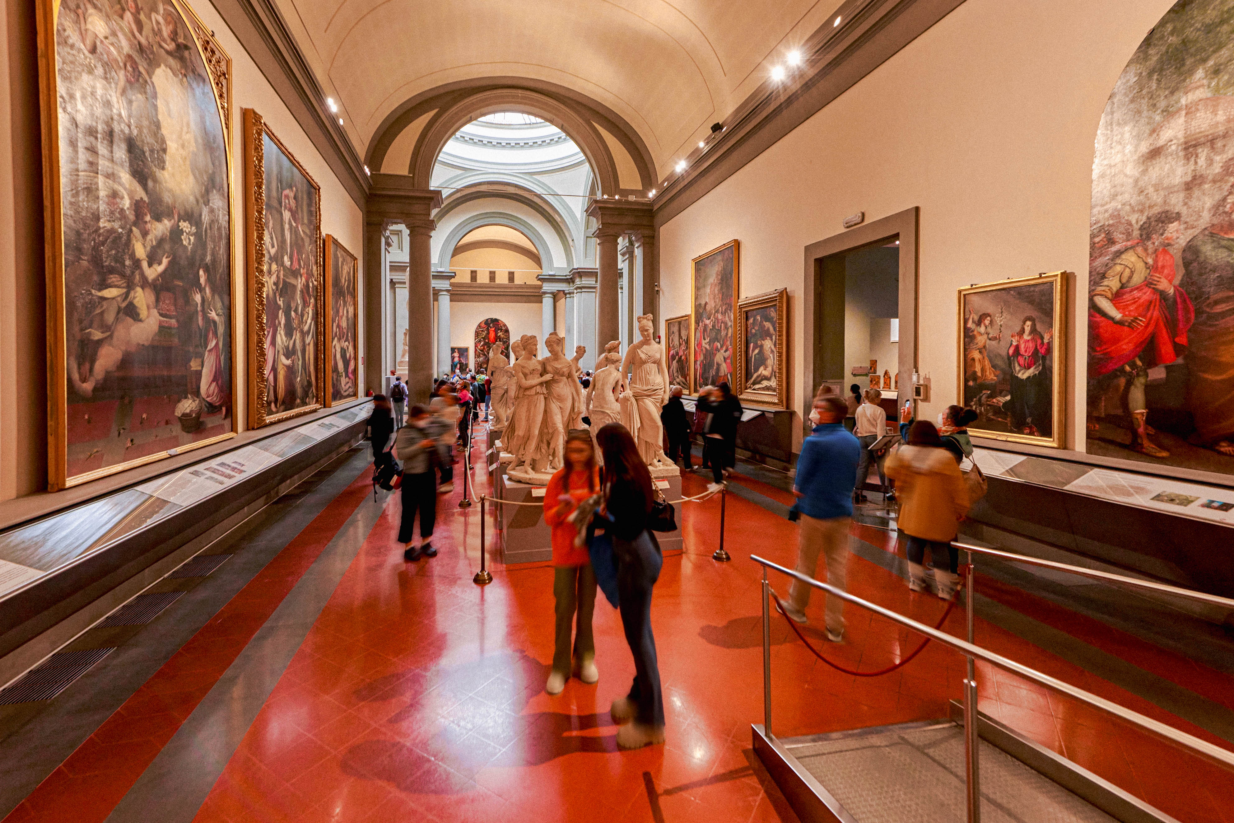 Salta la Fila: Visita Guiada a la Galería de la Academia en Grupo Reducido  - Accommodations in Florence