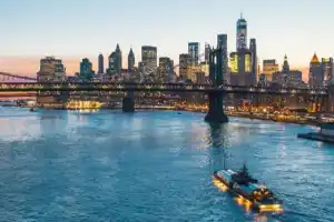 Bateaux Dinner Cruise