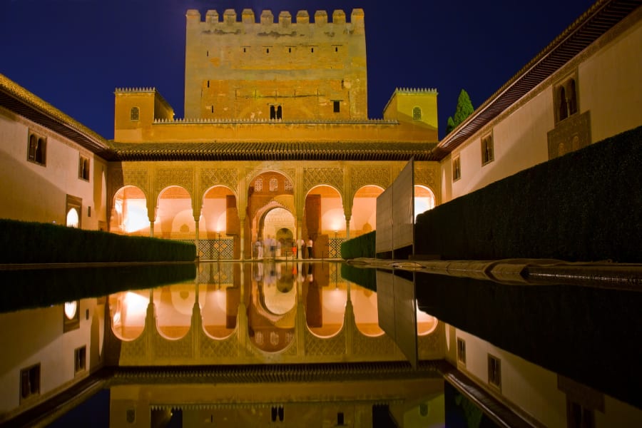 Night-time view of the Courtyard of Alhambra